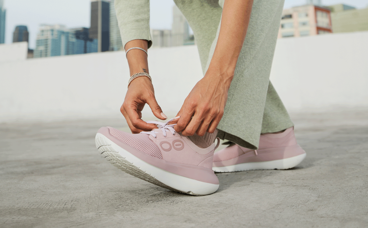 Women's OOmy Stride - Stardust